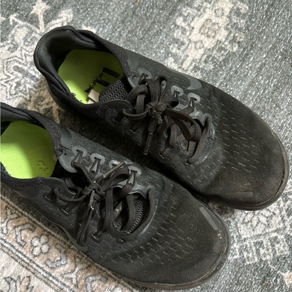 Nike Free Run Sneakers - Picture 2 of 10